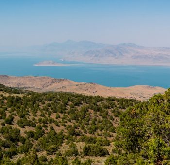 Pyramid Lake panorama
